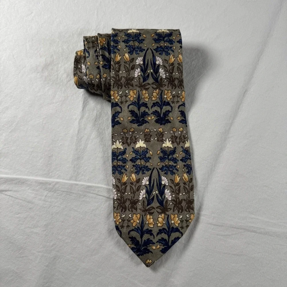 Structure Men's Taupe Floral 100%‎ Silk Made in Italy Necktie